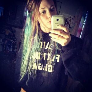 Meet your Posher, Capri